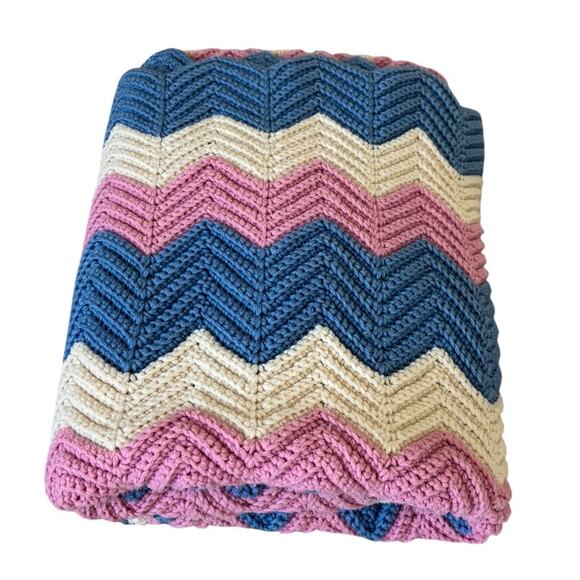 Vintage Hand Knit Baby Blanket Chevron 32" x 62" Blue Pink Granny Afghan - Picture 5 of 5